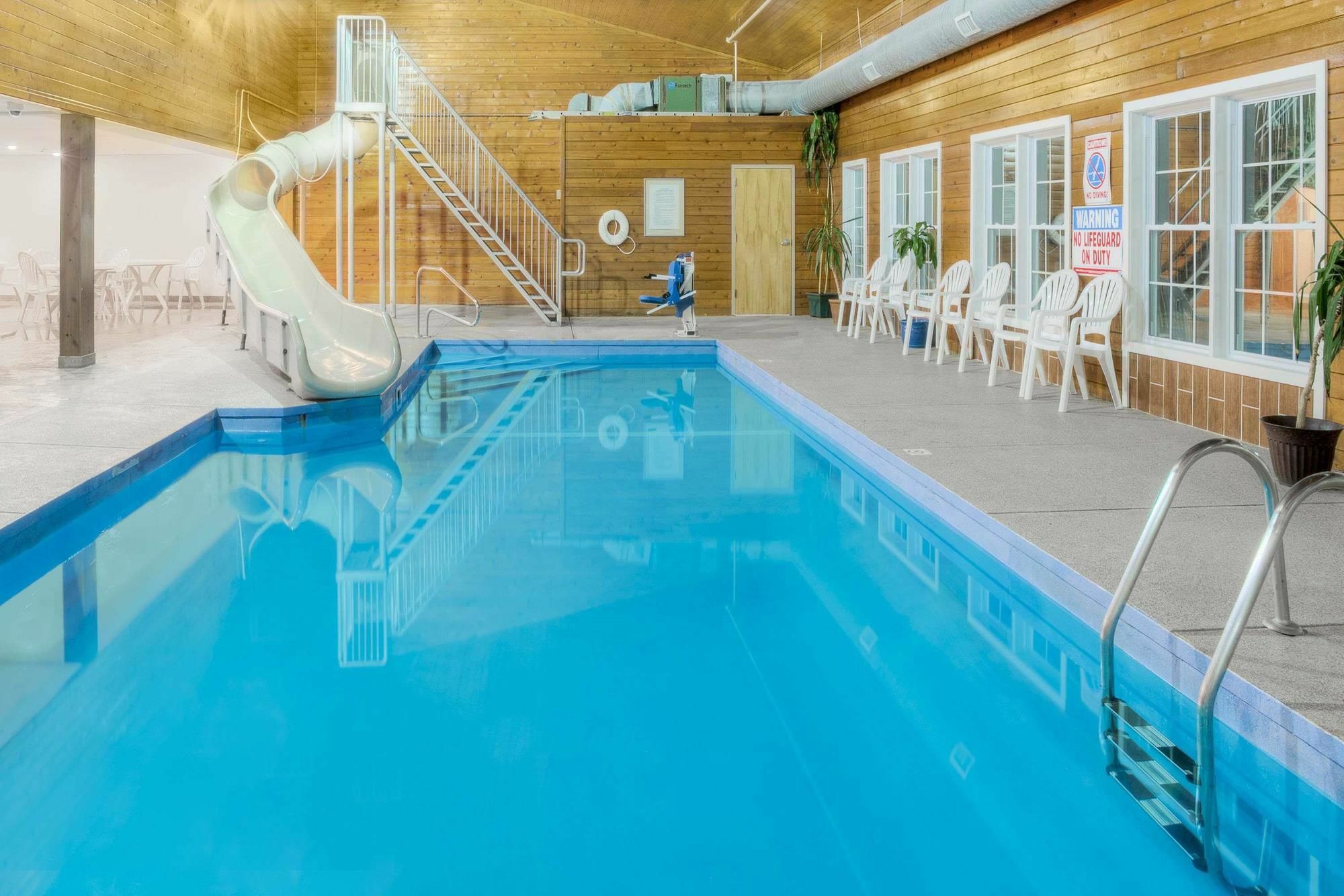 Hotel Baymont By Wyndham Essex Burlington Area Exteriér fotografie