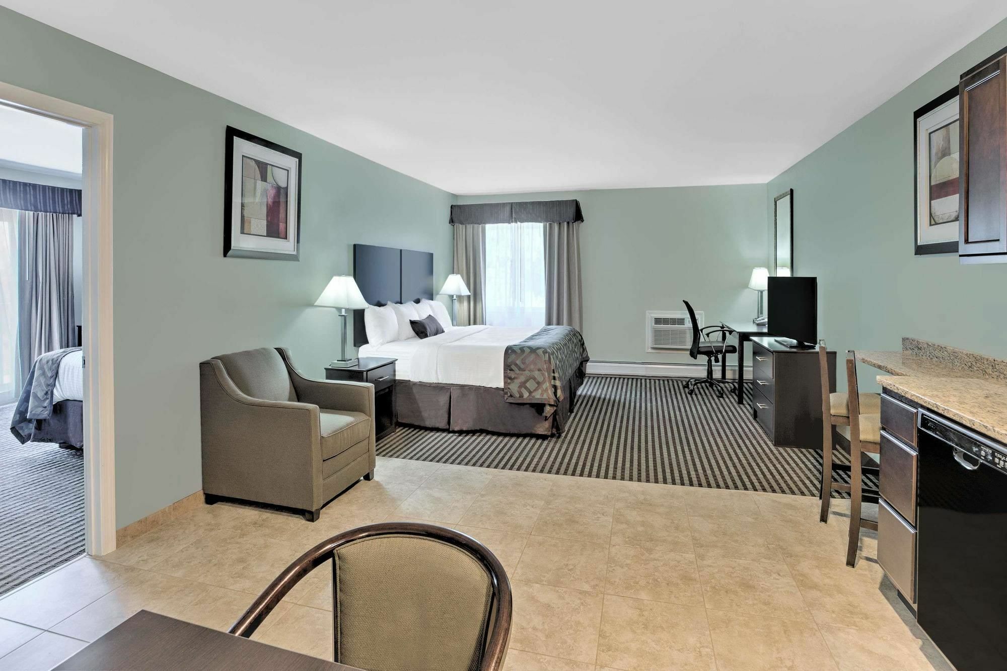 Hotel Baymont By Wyndham Essex Burlington Area Exteriér fotografie