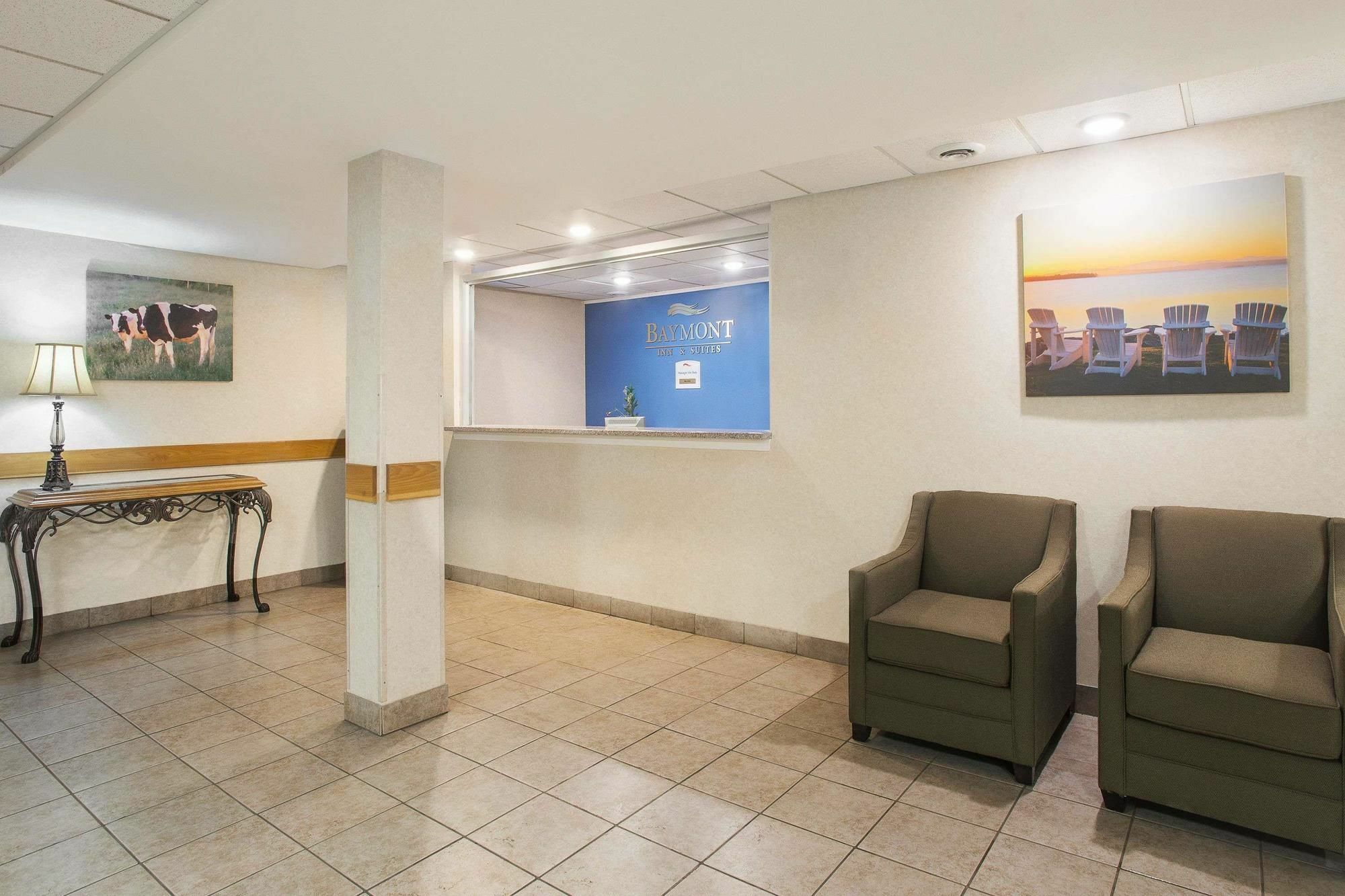 Hotel Baymont By Wyndham Essex Burlington Area Exteriér fotografie